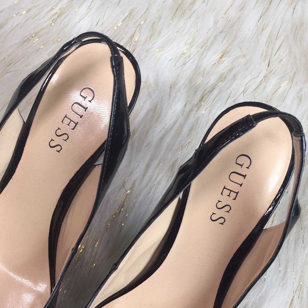 GUESS RAPINE PATENT BLACK PUMPS - Picture 2 of 7